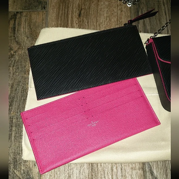 ❌SOLD❌ Authentic Louis Vuitton Felicie Pochette Epi Black Pink Inserts - Picture 2 of 8